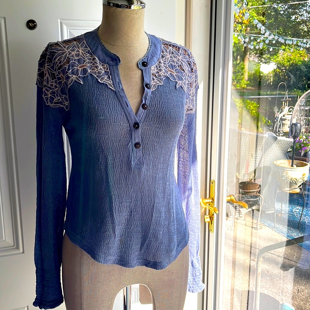 SALE ‼️Free XS